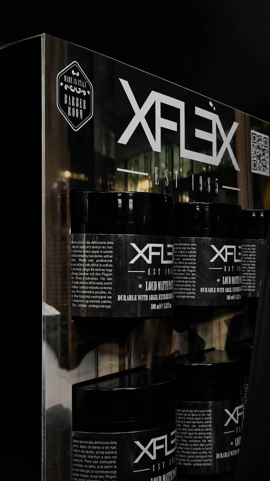 Kosmetyki XFlex w Fade House — wnętrze barbershopu w Łodzi